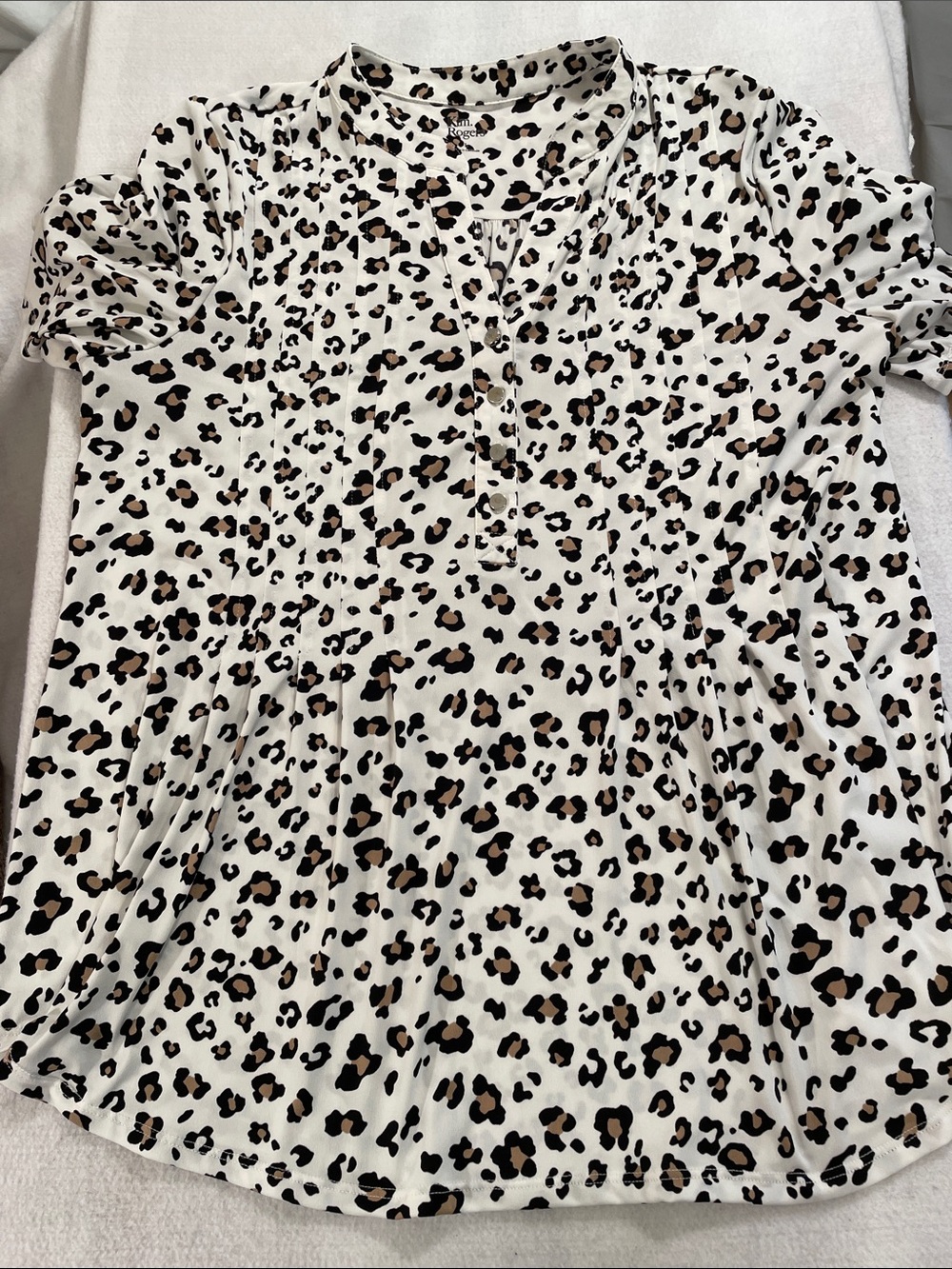 Kim Rogers White Leopard-Print Henley Tunic Top